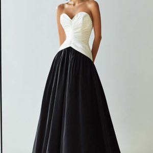 Sweetheart Black and White Ruched A-Line Formal Dress